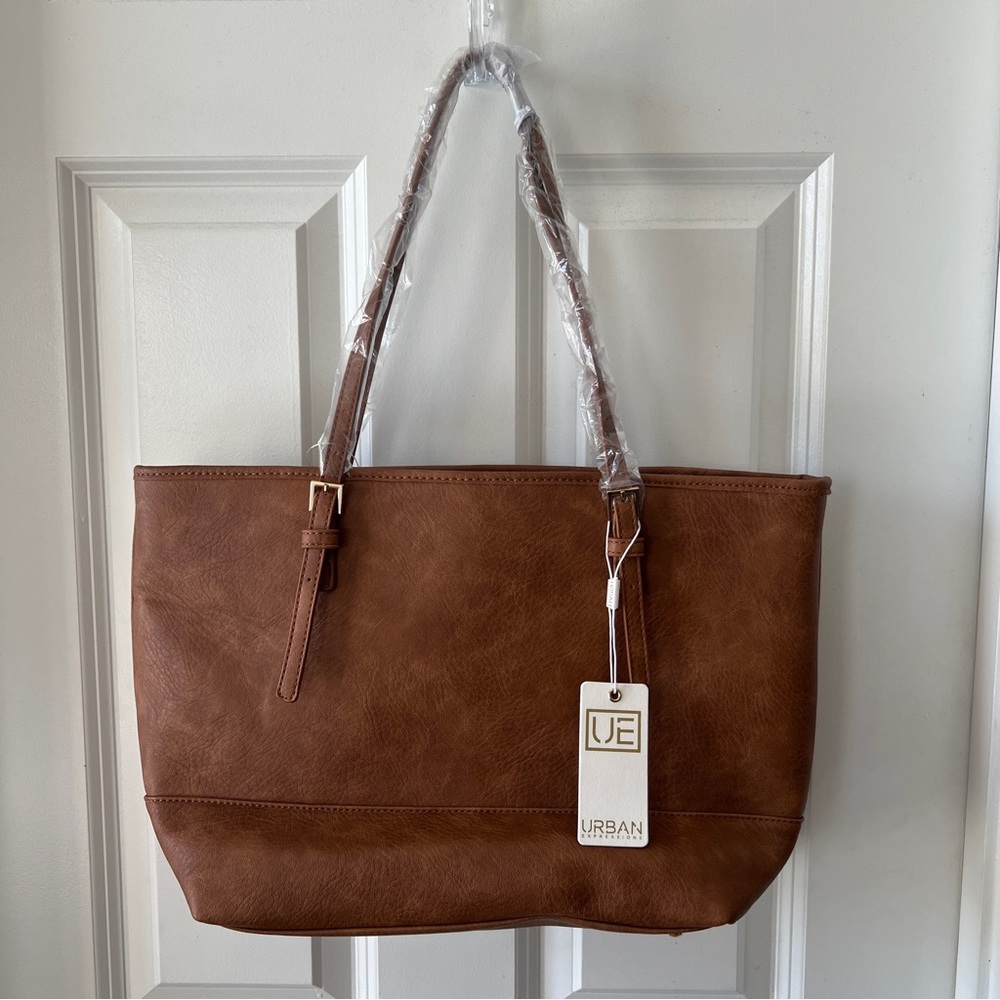 NWT Urban Expressions brown leather purse
